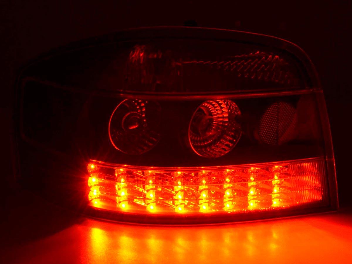 LED Rückleuchten Set Audi A3 Typ 8P 03-05 schwarz LED Rückleuchten Set Audi A3 Typ 8P 03-05 schwarz